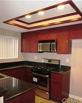 5th image of 408 N Imperial Ave #36