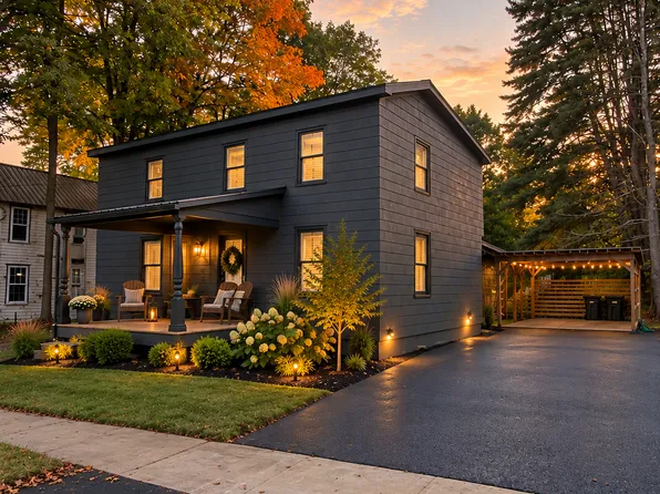 10 S 2nd Ave, Broadalbin, NY 12025