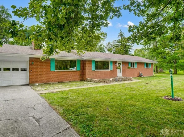 4650 Carol Dr, Yellow Springs, OH 45387