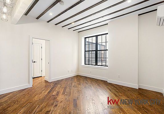 5th image of 35 Claver Pl APT 4F