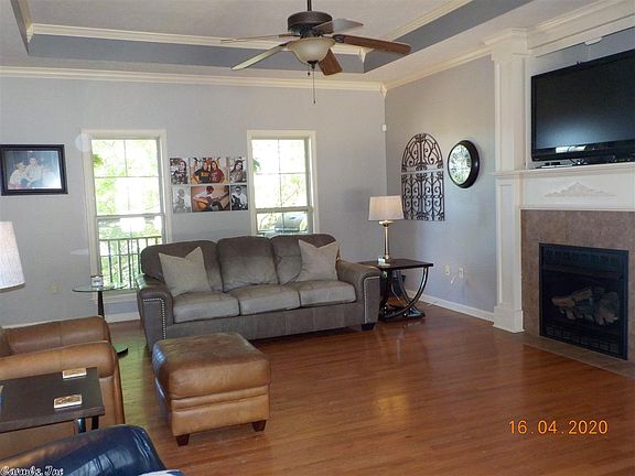 5th image of 904 Skyline Dr