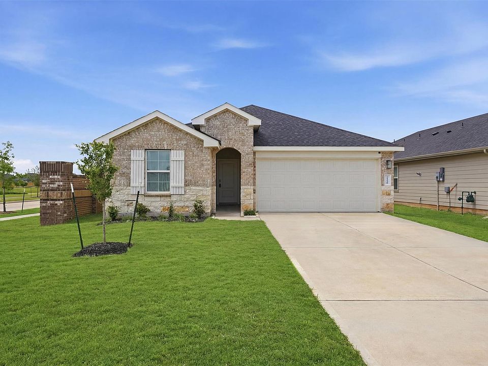 1st image of 31238 Yatesbury Ln