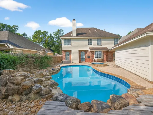 5002 Echo Falls Dr, Kingwood, TX 77345