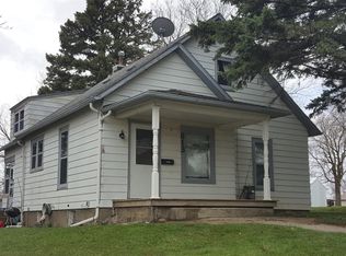 613 S Division St, Audubon, IA 50025