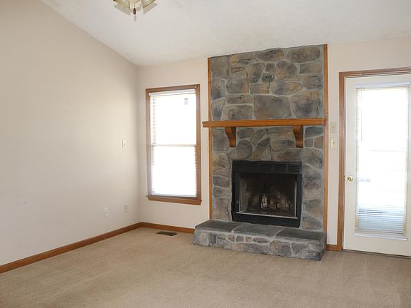 5th image of 3848 Goodhope Ln