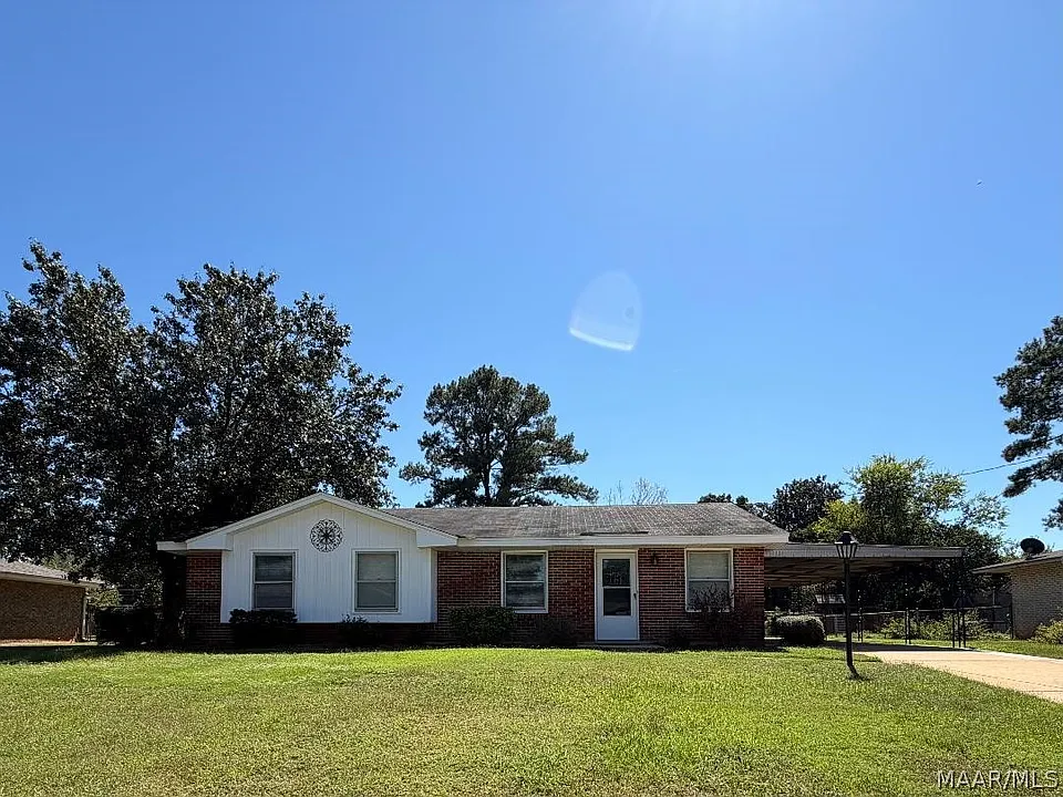 105 Ivey Ct