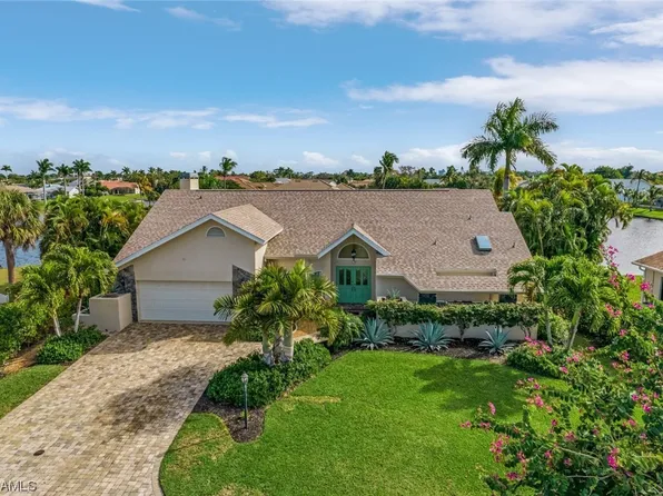 6930 Julie Ann Ct, Fort Myers, FL 33919