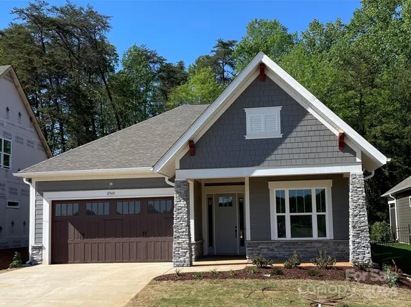 2948 Alveston Dr NW #101, Concord, NC 28027