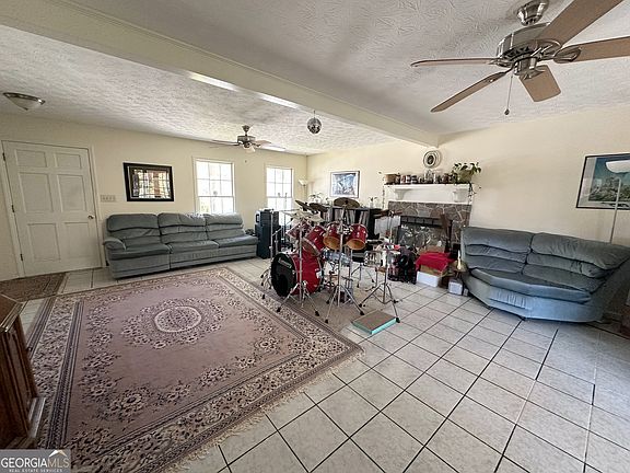 4th image of 3550 Drum Roll Ln