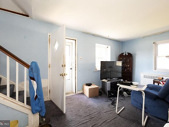 4th image of 811 Springfield Rd