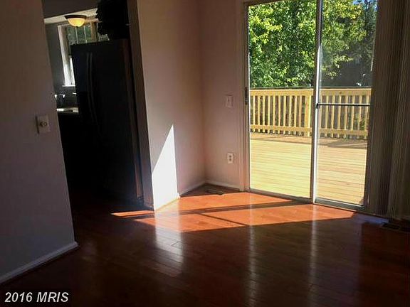 4th image of 6011 Basingstoke Ct