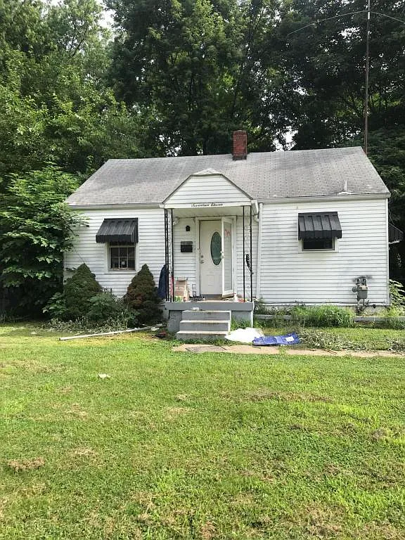 1711 Theresa Ave photo 1