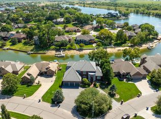3415 W Bayview St, Wichita, KS 67204