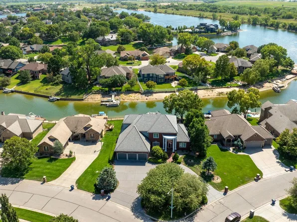 3415 W Bayview St, Wichita, KS 67204