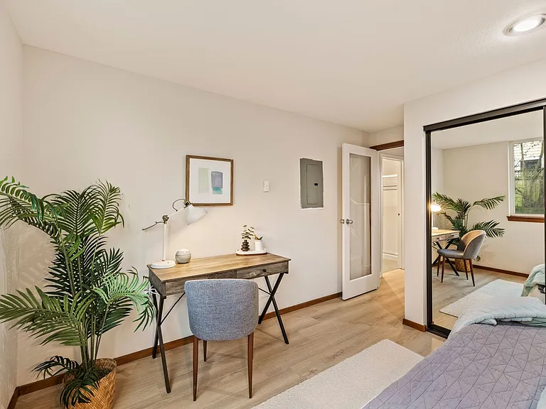 2350 10th Ave E #227 — Photo 19