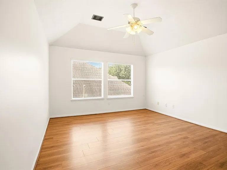 3906 Tigris Ridge Dr — Photo 28