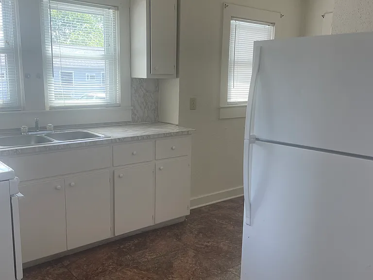 997 W Holly Hill Rd #2 — Photo 3
