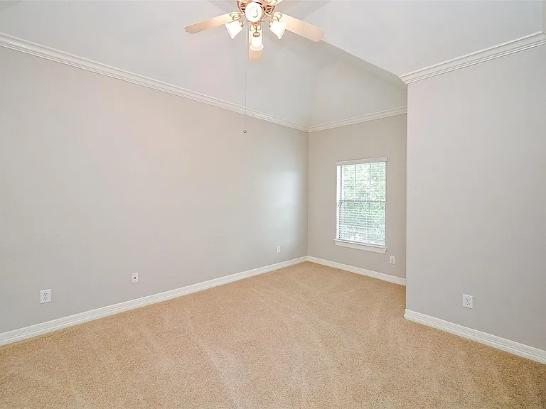 7933 Telluride Dr — Photo 12