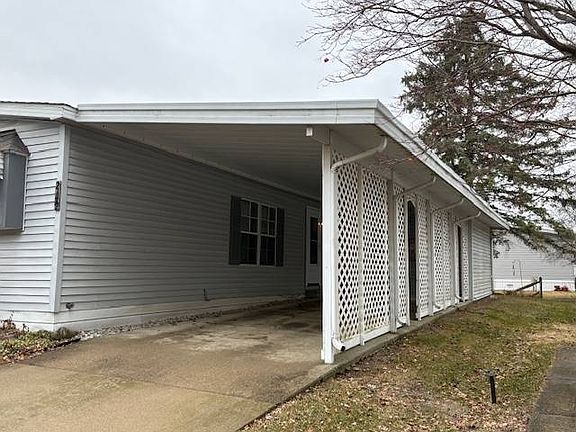 5th image of 2672 Chickadee St