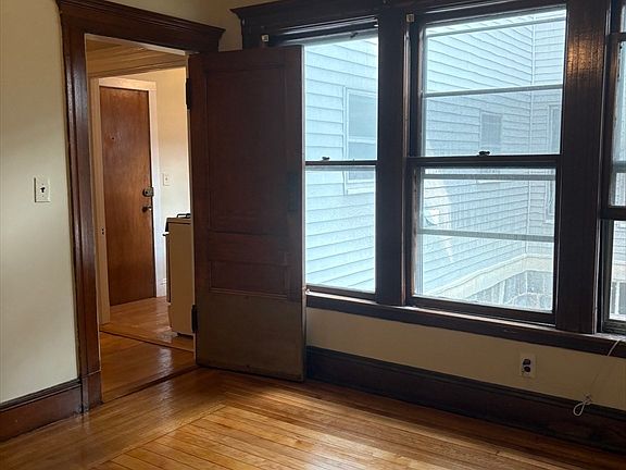 3rd image of 327 Faneuil St APT 1A
