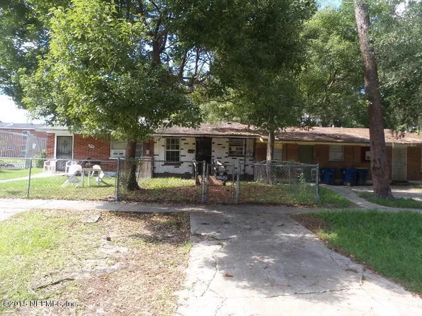 7218 Rutledge Pearson Dr, Jacksonville, FL 32209