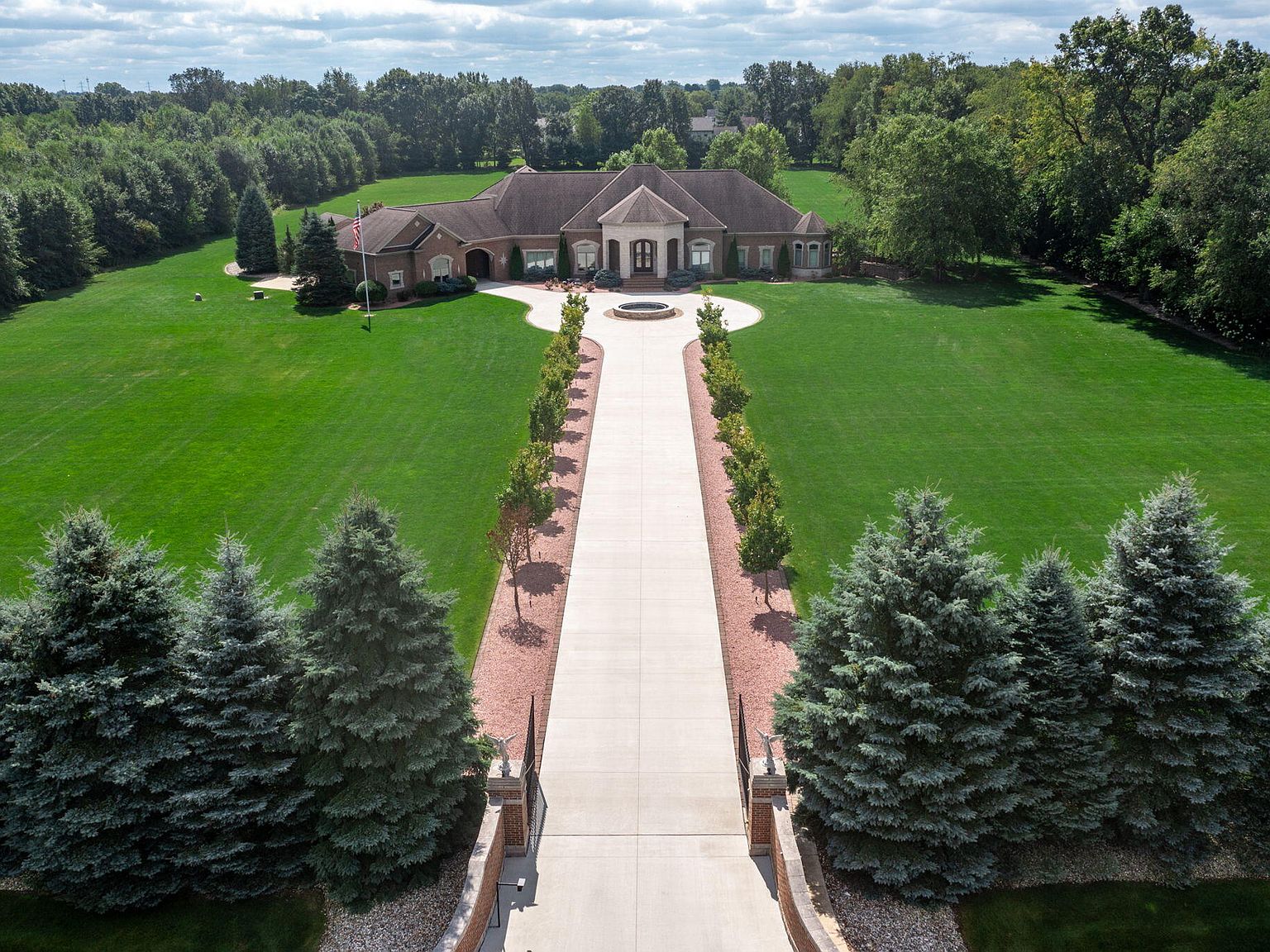 30217 Stratford Ct, Niles, MI 49120 MLS 23133554 Zillow