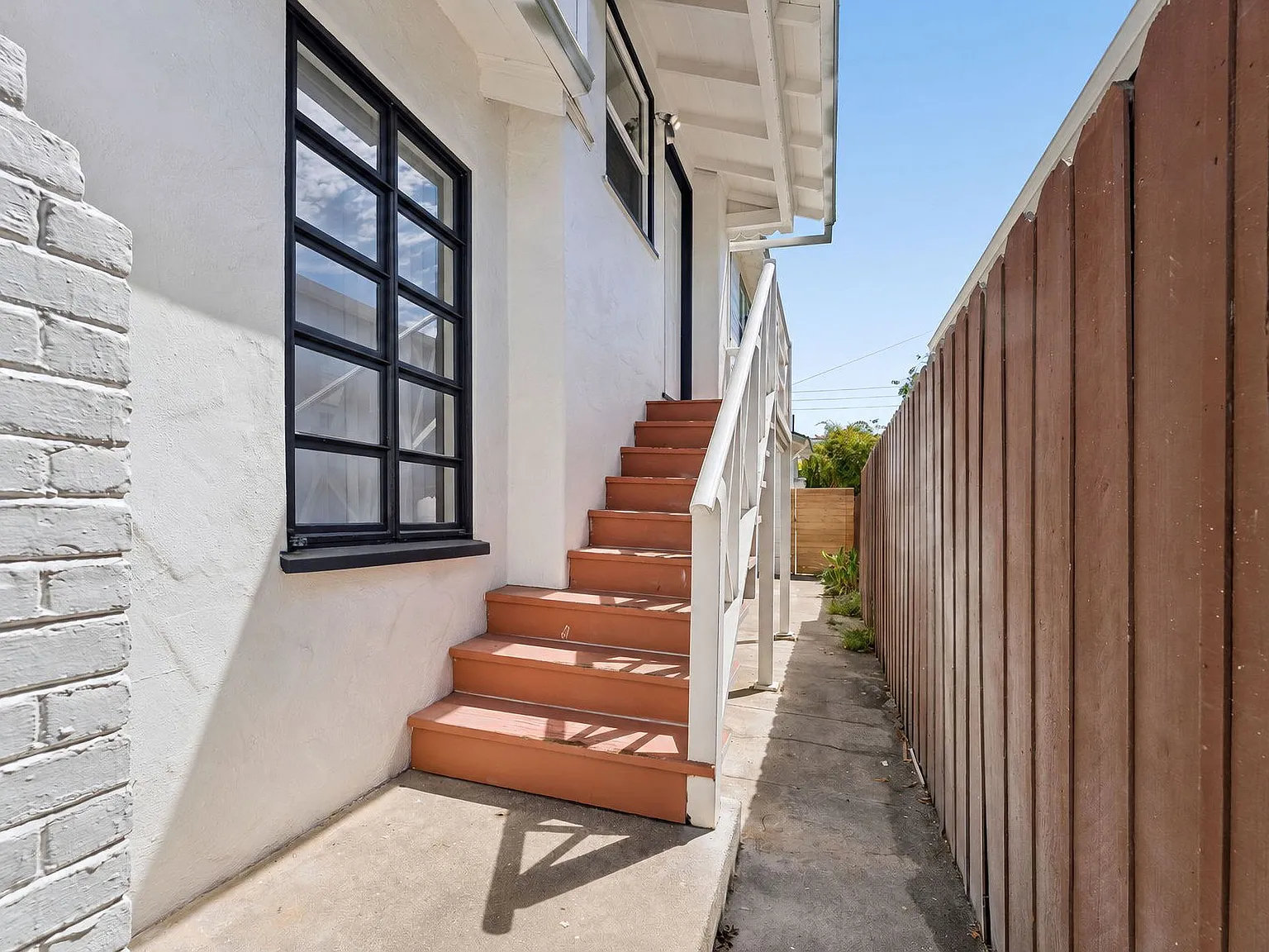 1 bed, 887 sqft, $3,500 — Photo 3
