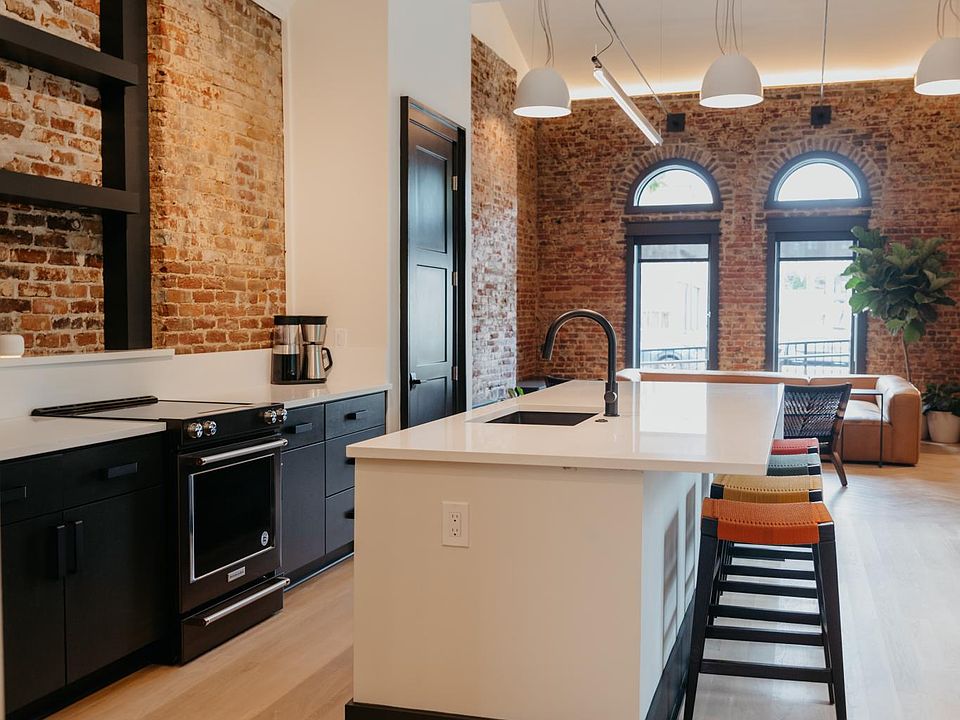 Ground floor open kitchen.