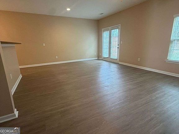 4th image of 6959 Rogers Point