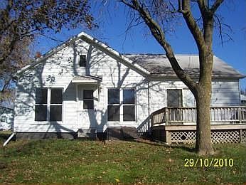 2nd image of 318 W Lynn St