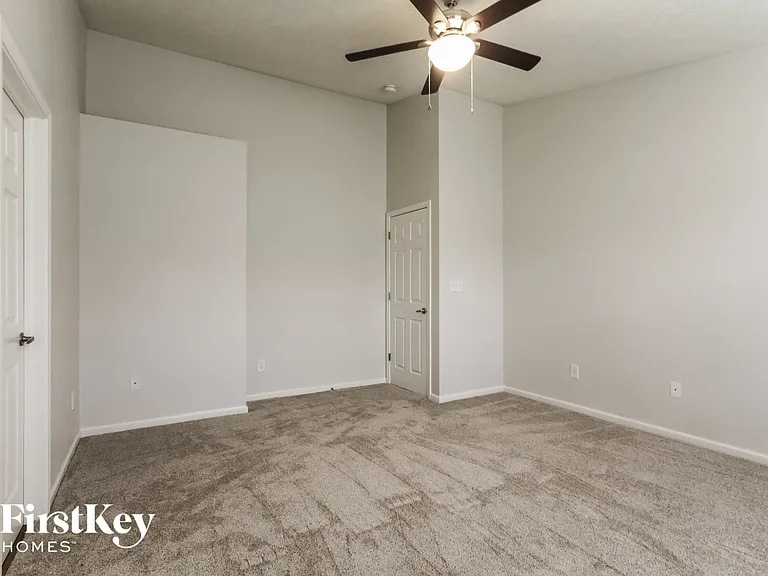 6575 Enclave Blvd — Photo 8