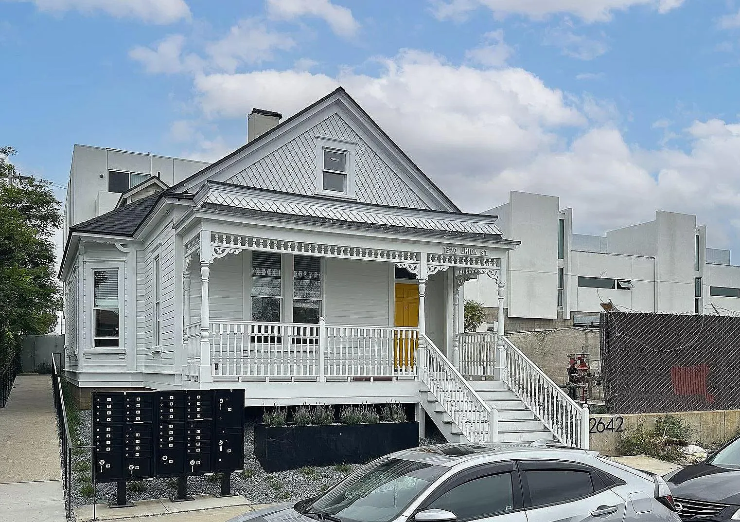 The Newton — Photo 2