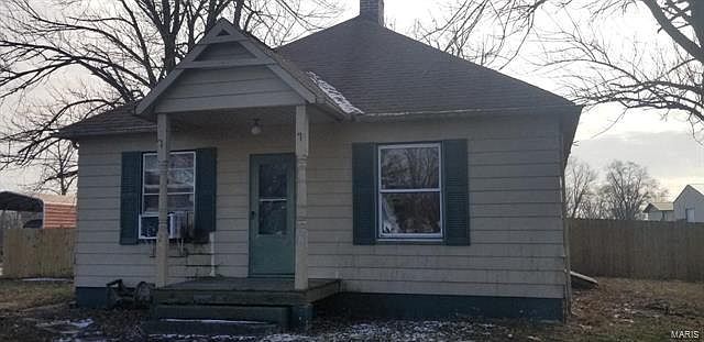 1st image of 201 W Garrison St
