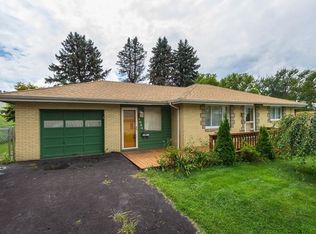 4004 51st St, New Brighton, PA 15066