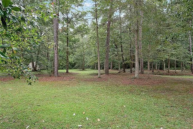 Building Photo - 88 N Dogwood Dr
