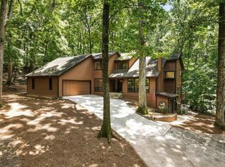 640 Clear Lake Ter, Roswell, GA 30076