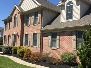 110 Verna Dr, Dallastown, PA 17313