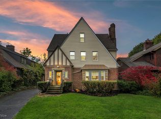 2590 Shaker Rd, Cleveland Heights, OH 44118