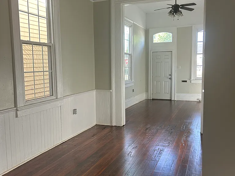 2929 Saint Claude Ave — Photo 3