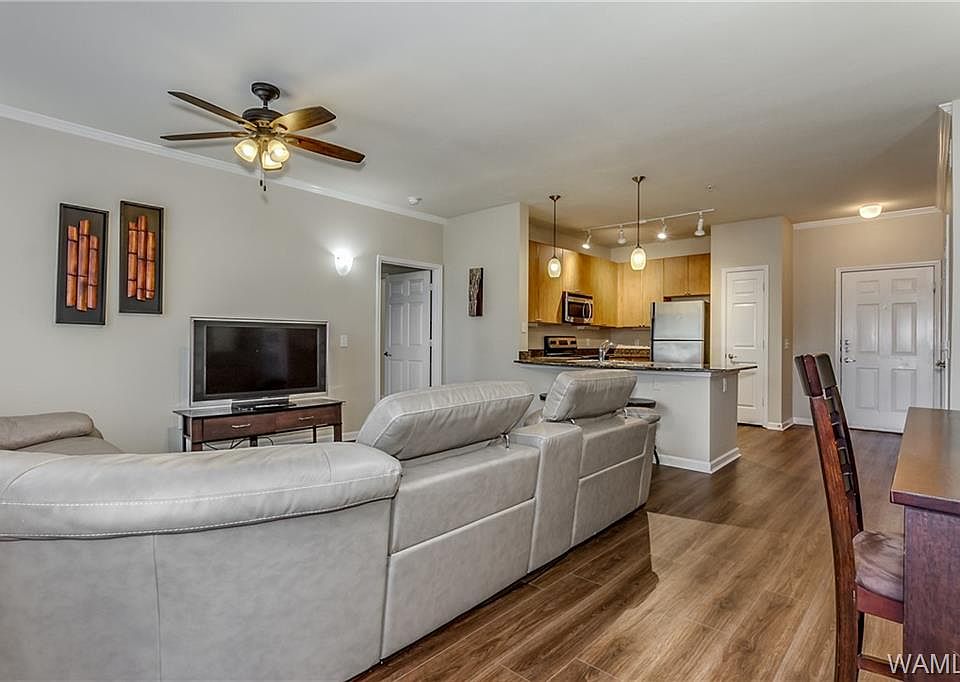 1st image of 1901 5th Ave E Unit 1219