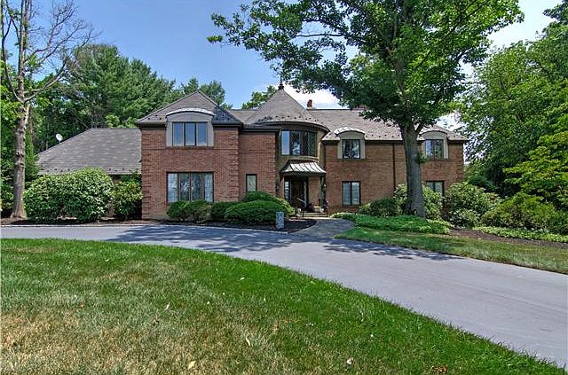 1st image of 4 Top Of State Ln