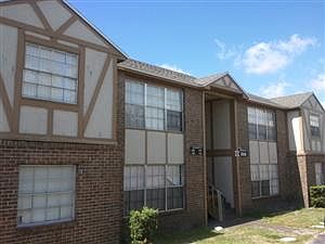 2nd image of 2860 N Pine Hills Rd APT 229