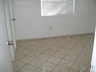 2nd image of 2415 NE 137th St