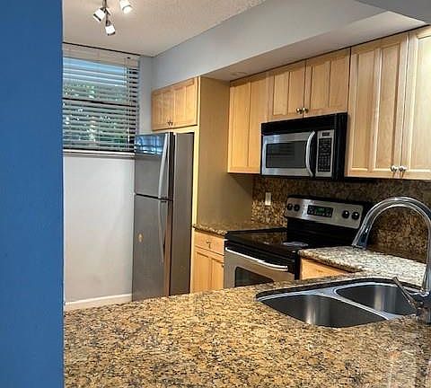 5th image of 110 Lake Emerald Drive #302