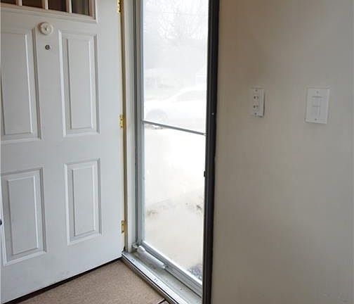 3rd image of 2749 Northglen Dr