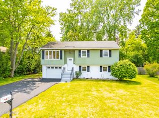 18 Barker St, Albany, NY 12205
