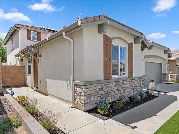 5th image of 38079 Bella Rosa Dr
