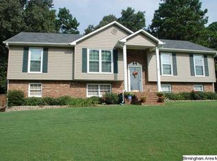 306 Oak Leaf Cir, Birmingham, AL 35244