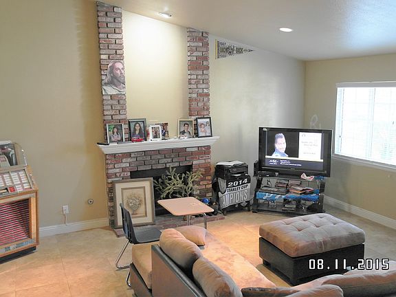 5th image of 10543 Elm Ave