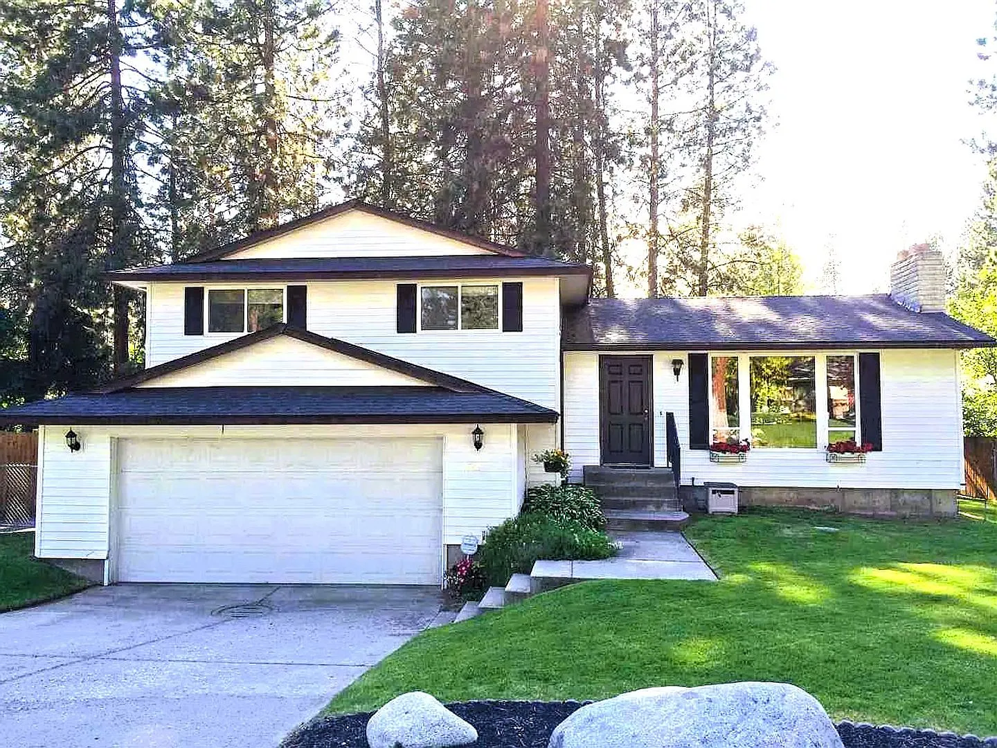 Beautifully Updated 5-Bedroom Home with 2-Car Garage — Photo 1